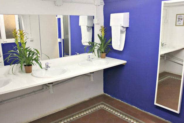 the Hipstel bathroom