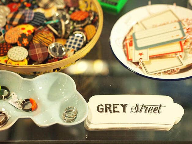 grey street details (rings and stickers)