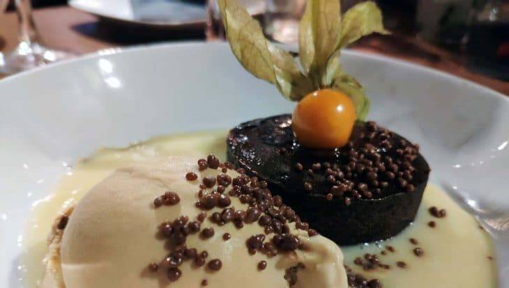cera 23 ferrero rocher lava cake
